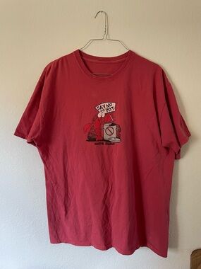 Red Graphic Short-Sleeve Crewneck T-Shirt - Say No to Pot
